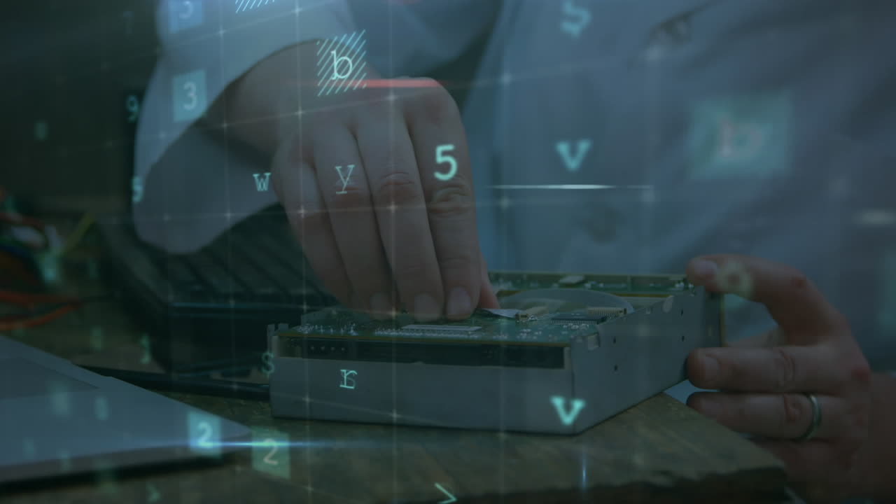 animación de advertencia de ataque cibernético sobre el científico que trabaja en el laboratorio