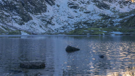 Amanecer-De-Invierno-En-Las-Montañas-De-Gredos