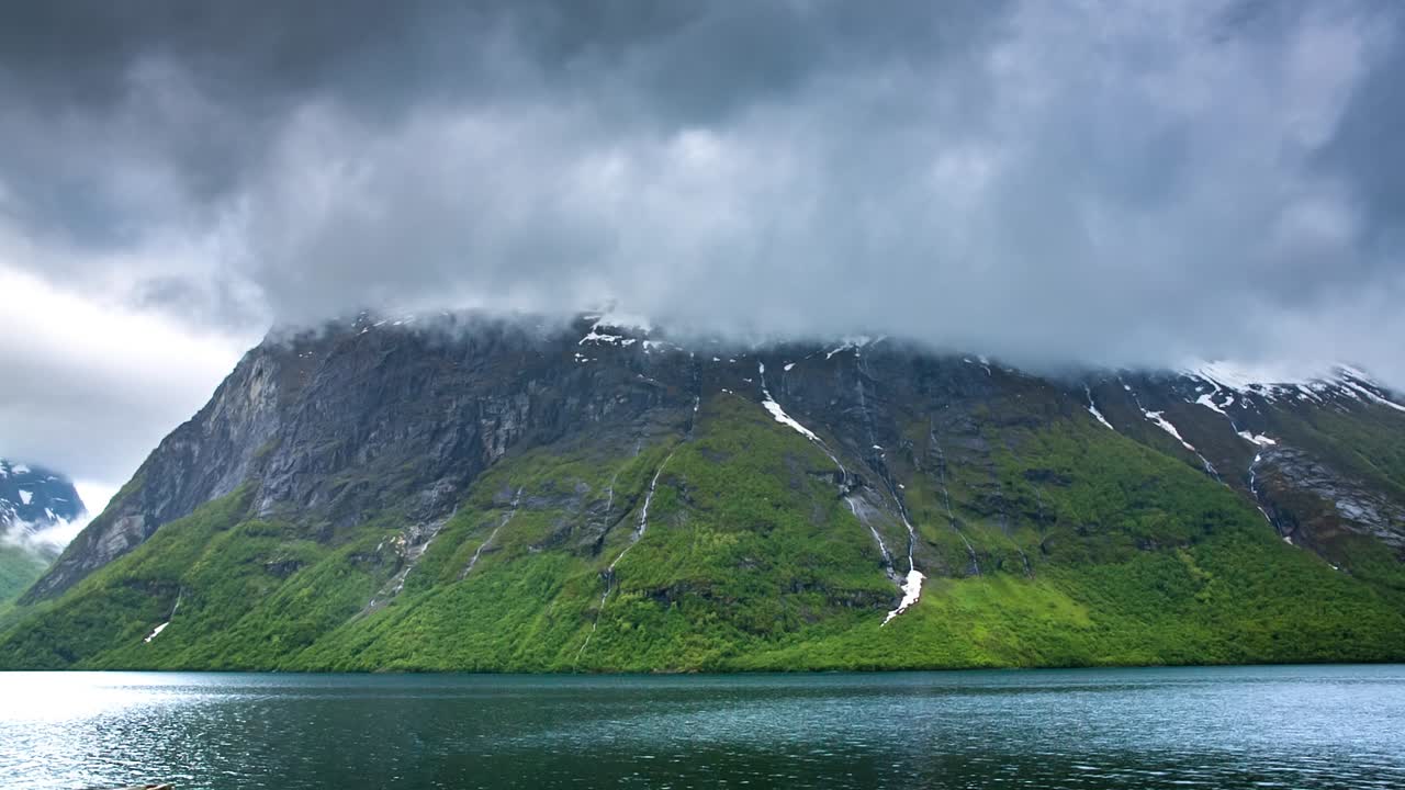 Güzel Doğa Norveç.