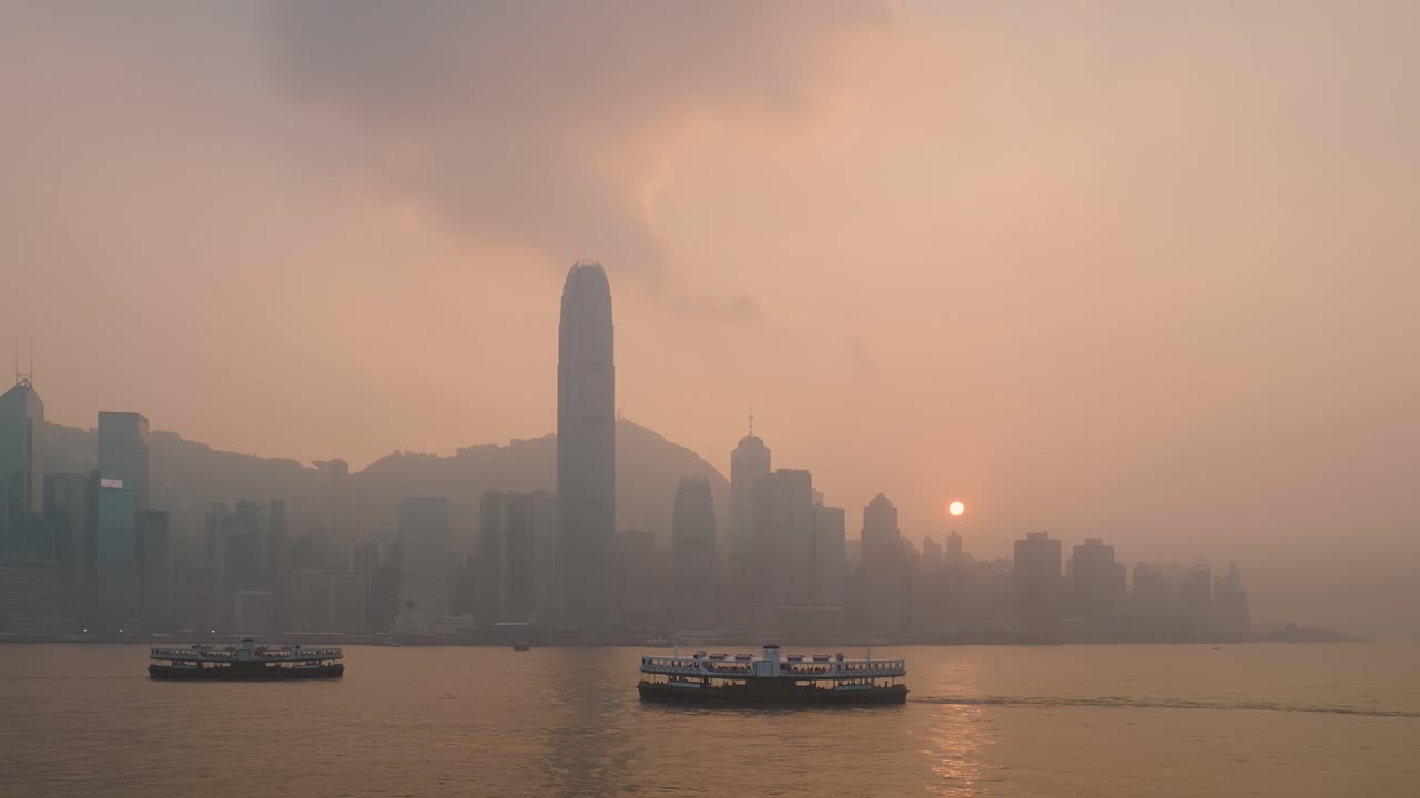 isla de hong kong al atardecer