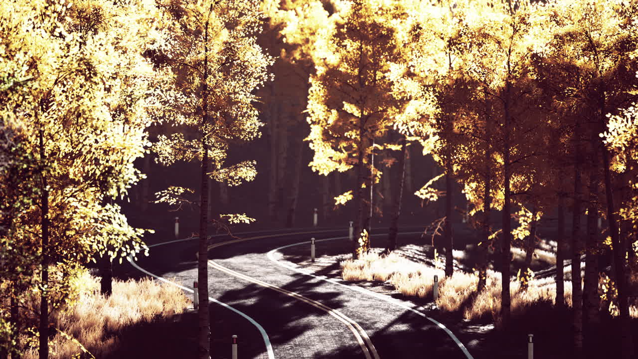 이탈리아 의 가을 날 에 산 에 있는 고속도로