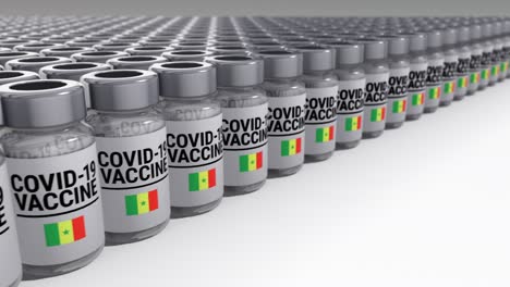 botellas de vacuna contra el covid-19 senegal