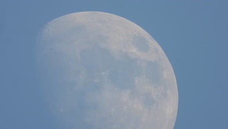 Beautiful-moon-in-sky---blue