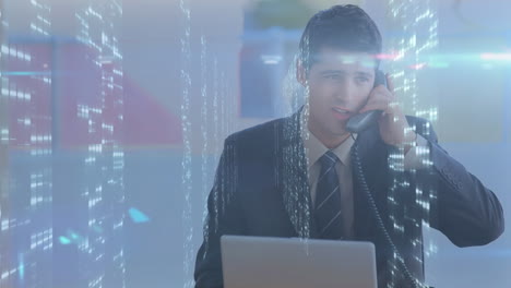 animación de un hombre de negocios sobre el procesamiento de datos en segundo plano