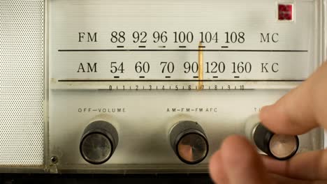 Fm-Dial-00