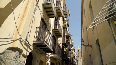 narrow alleyway in an italian town