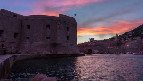 Lapso-De-Tiempo-Al-Atardecer---Muro-De-Dubrovnik,-Croacia.