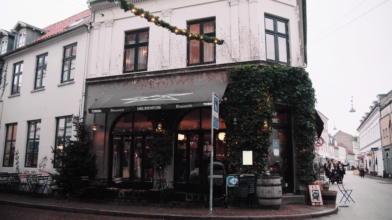 오르후스 도시 보행자 전용 쇼핑몰 탑 샷 보기 샐링 뷰 플랫폼 겨울 흐린