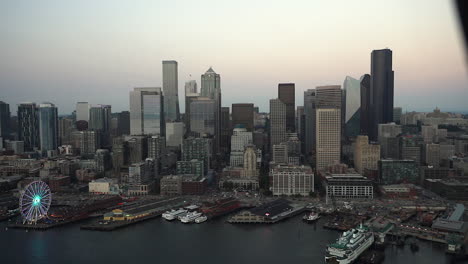 Helicopter-Cabin-Aerial-View-of-Seattle-Waterfront,-Washington-USA