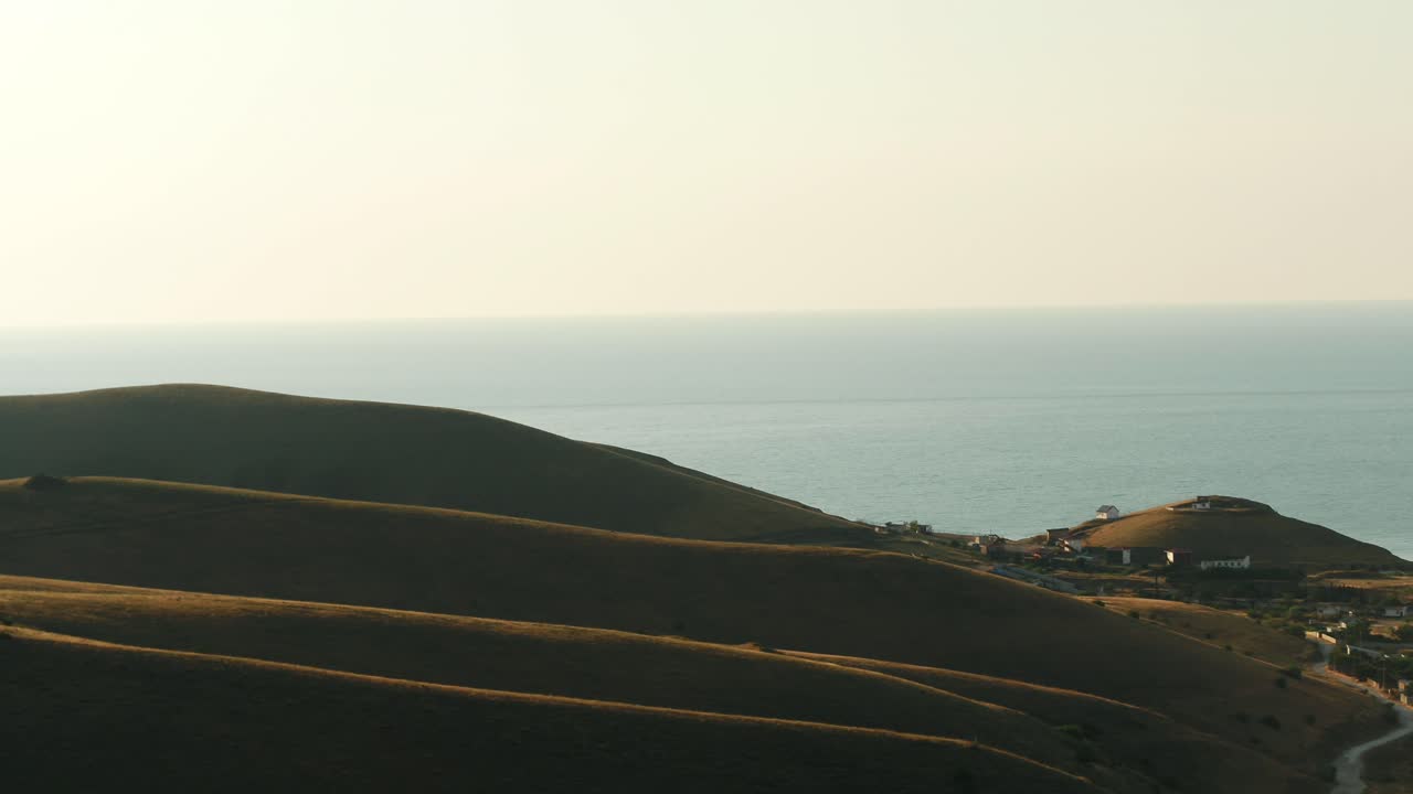 colinas costeras y vistas al océano