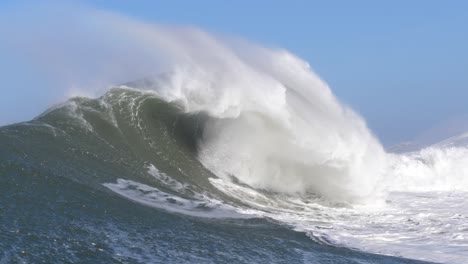 vacío gran ola nazaré 19