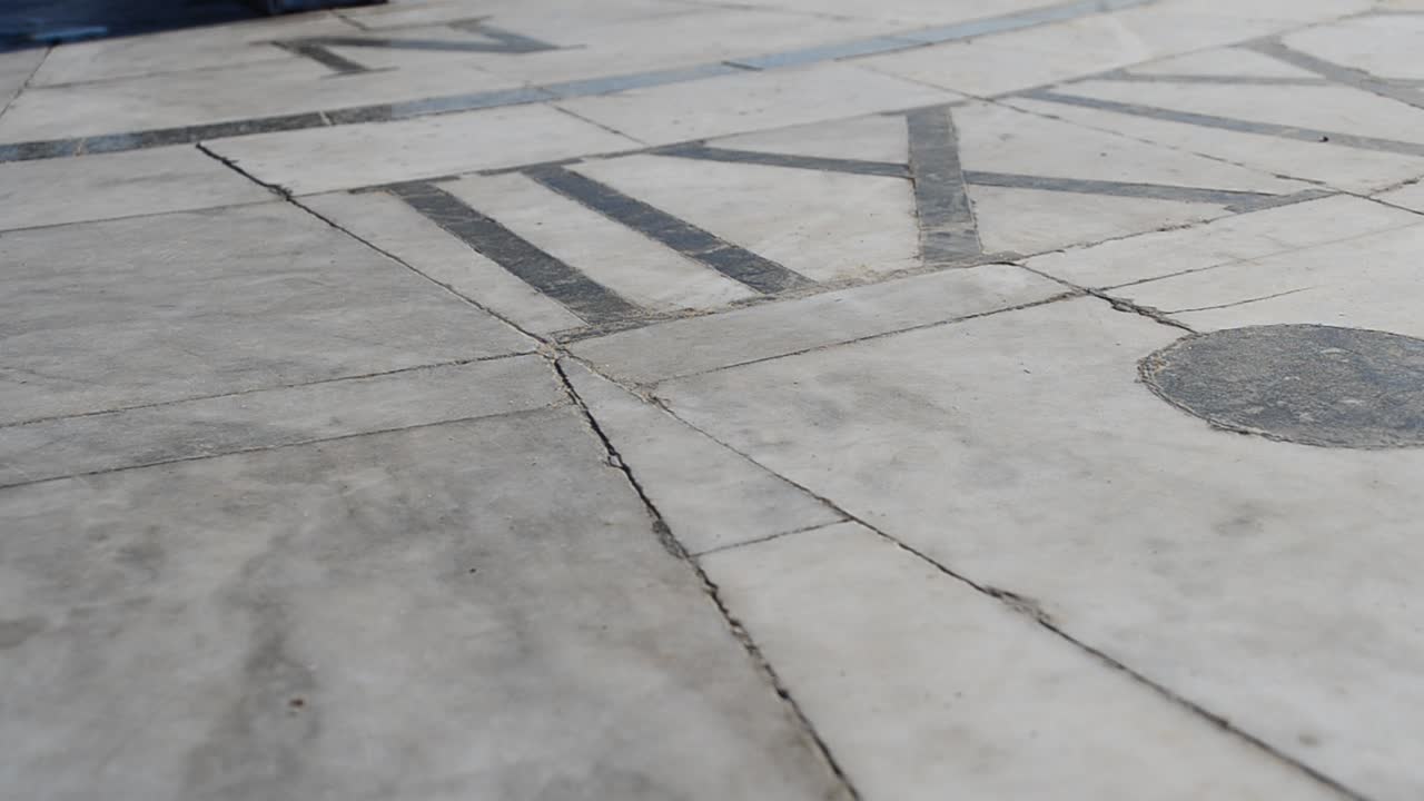 Sundial in the city. Shooting in the afternoon