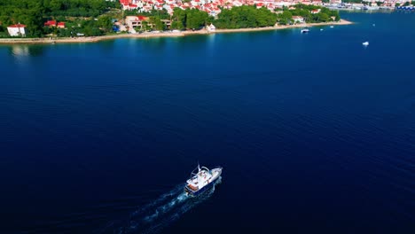 Discover-Cres-city's-seaside-allure