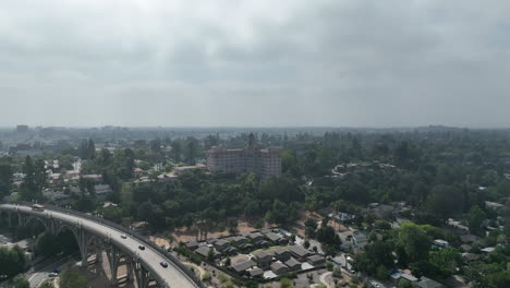 Pasadena-An-Der-Colorado-Bridge