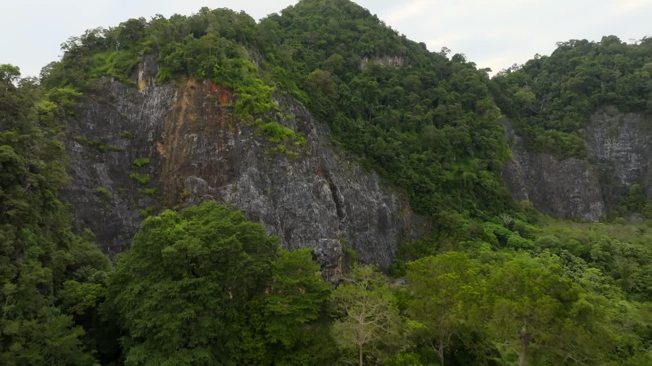 imágenes de paisajes de tailandia filmadas desde el cielo