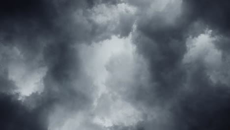 tormentas eléctricas de 4k, nubes cumulonimbus y relámpagos intermitentes