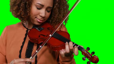 Close-up-of-female-musician-playing-violin