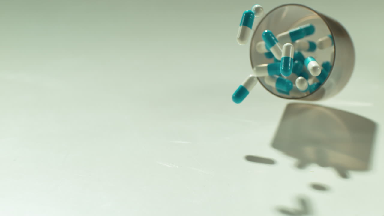 치유에 도움이 되는 수백 가지의 약이 있습니다.