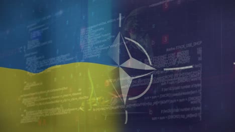 animación de un hacker caucásico y procesamiento de datos sobre la bandera de la otan y ucrania