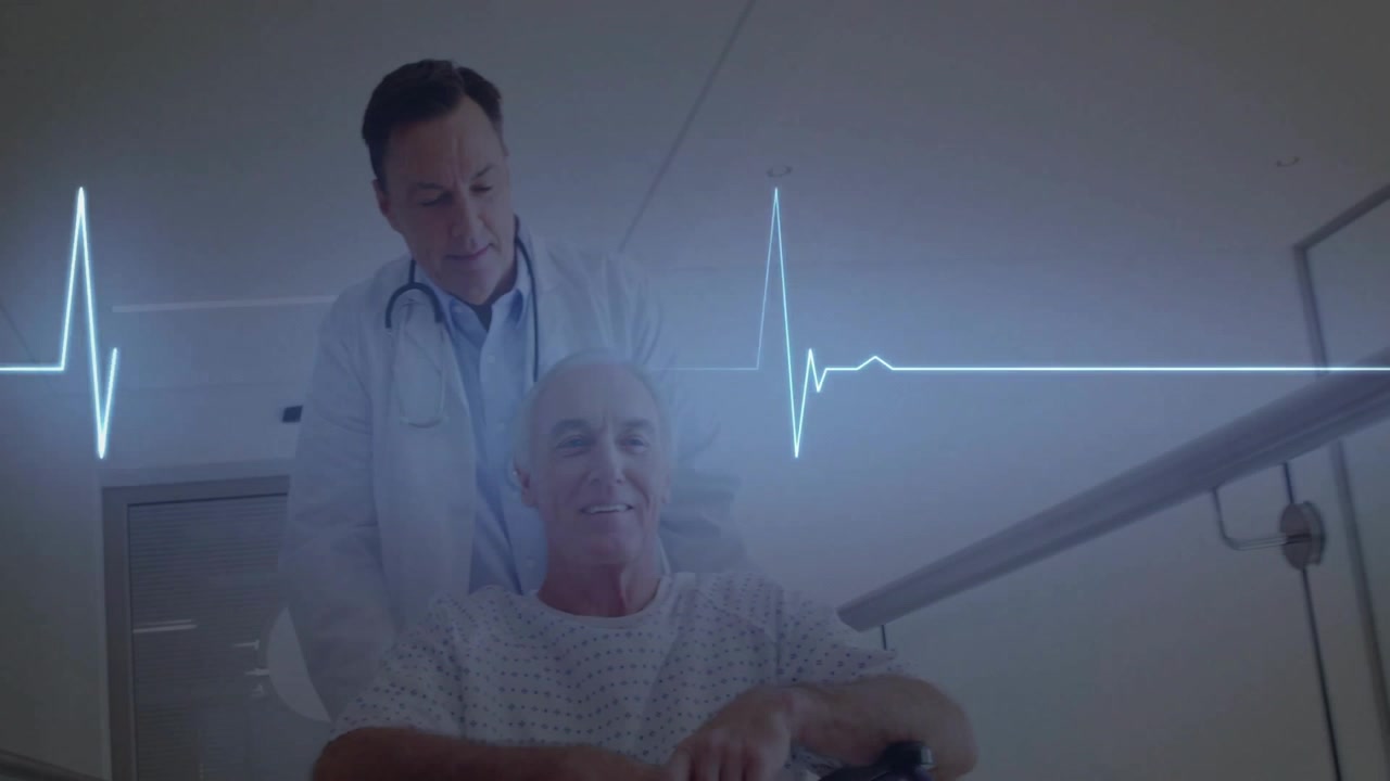 Medico che spinge una sedia a rotelle con la forma d'onda dell'ECG che cambia, monitorando la salute del cuore attraverso il corridoio.