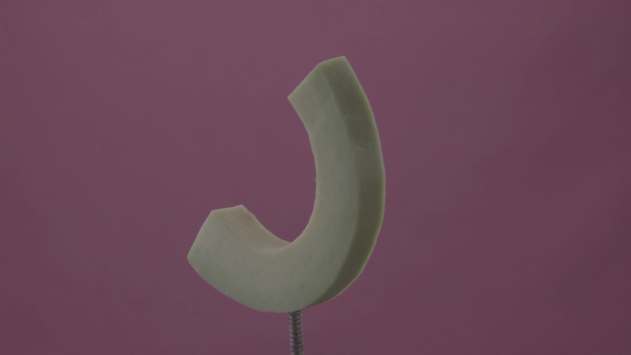 авокадо вращается с петлей на экране фуксии для хроматического ключа