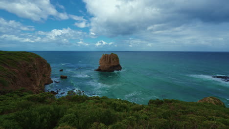 Mirador-De-Punto-Dividido-En-El-Santuario-Marino-Eagle-Rock