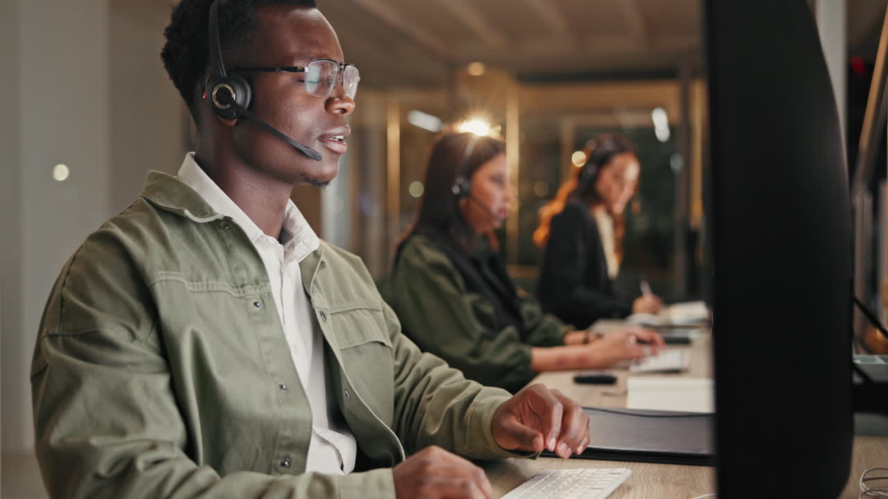 Stressed call center agent