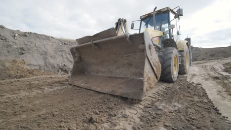 trabajos de excavación con tractores, compactación del suelo