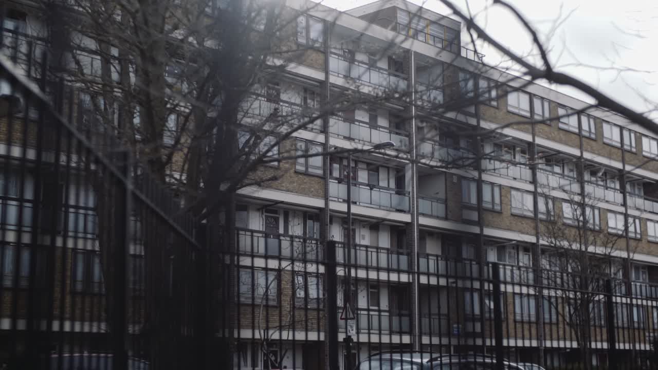 아파트의 큰 영국 블록