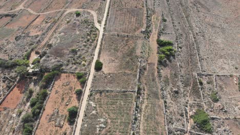 Video-Aéreo-De-Drones-Del-Norte-De-Malta-Cerca-De-La-Torre-Ghajn-Znuber