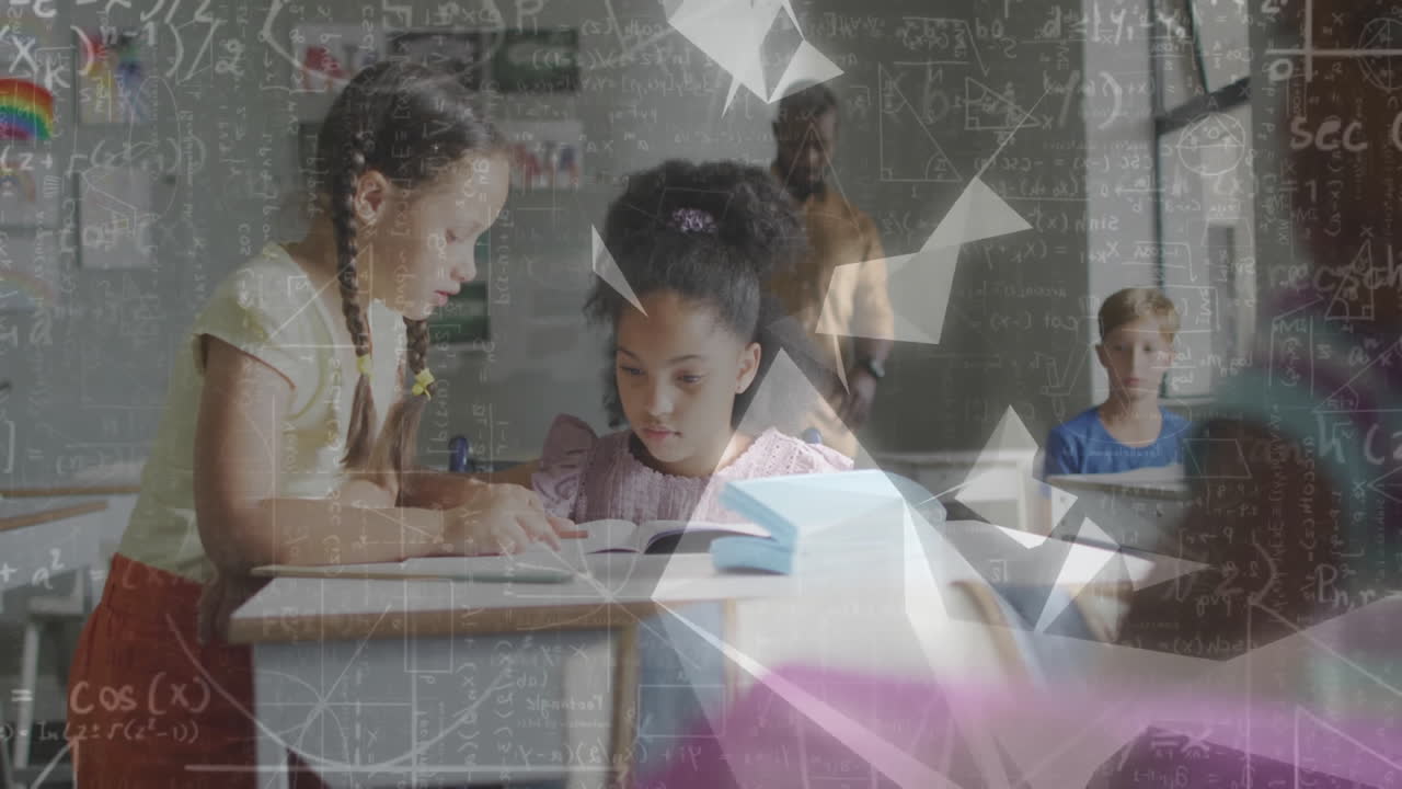 수학적 데이터 처리의 애니메이션 다양한 학교 학생과 교실에서 남성 교사