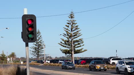 traffic light changes at brighton beach intersection