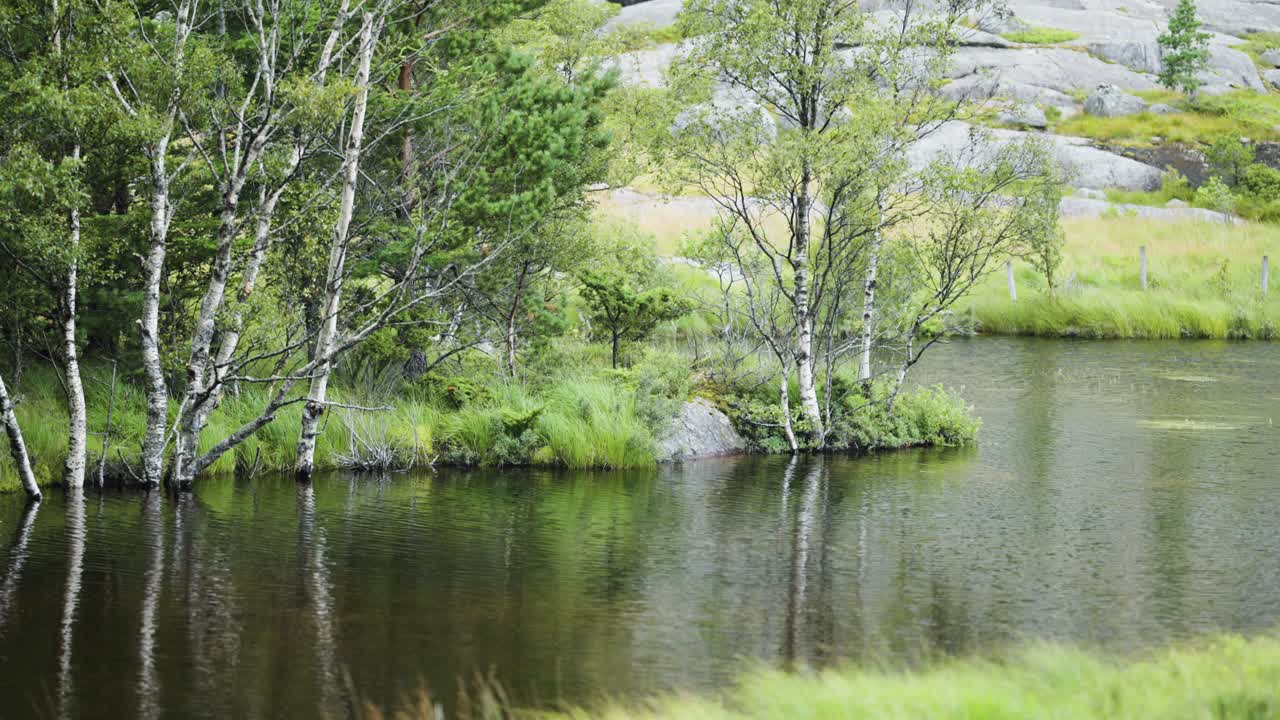 un río aún poco profundo