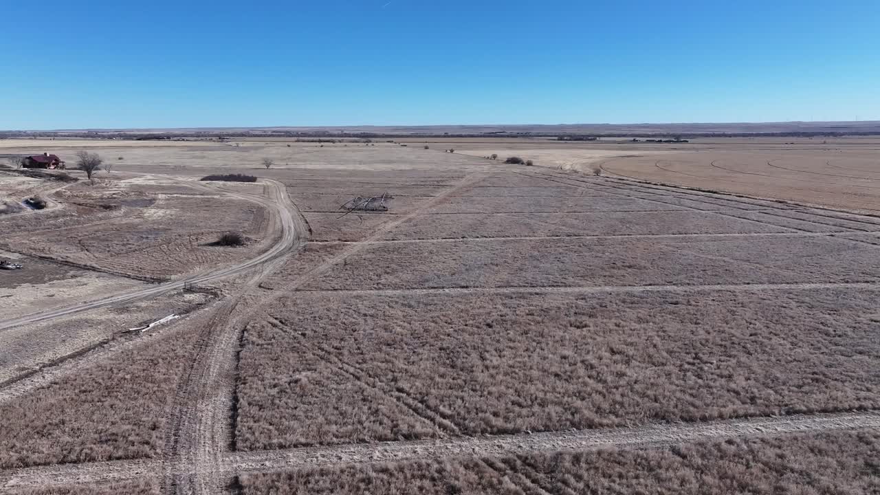 campos de cultivo de cultivos secos de colorado filmados desde un dron 4k 2024