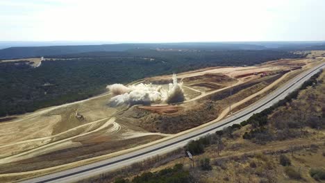 Voladuras-En-La-Construcción-De-Carreteras-En-Texas