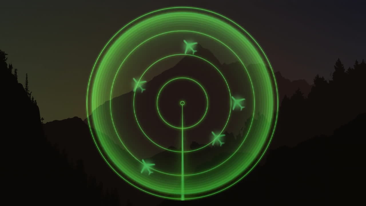 해가 지는 시점 에 산악 풍경 을 가로지르는 녹색 레이더