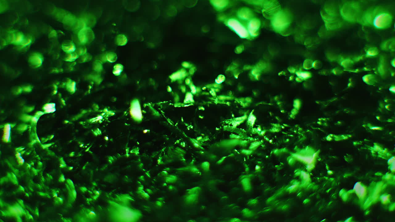 Emerald color metallic raspings erratic movement