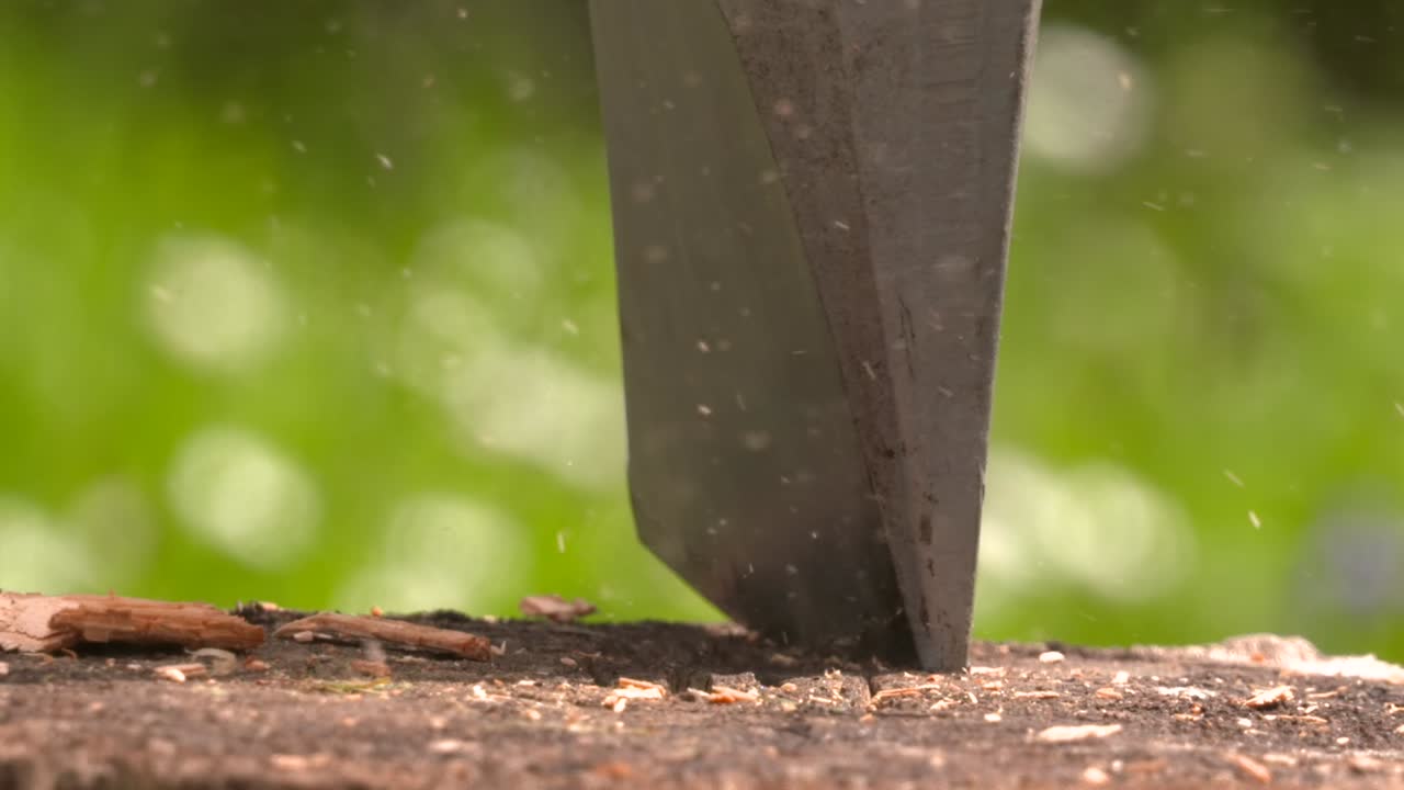 log splitting extreme close up slo-mo