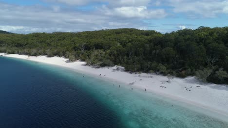 Dolly-drone-shot-over-Lake-McKenzie-on-Fraser-Island