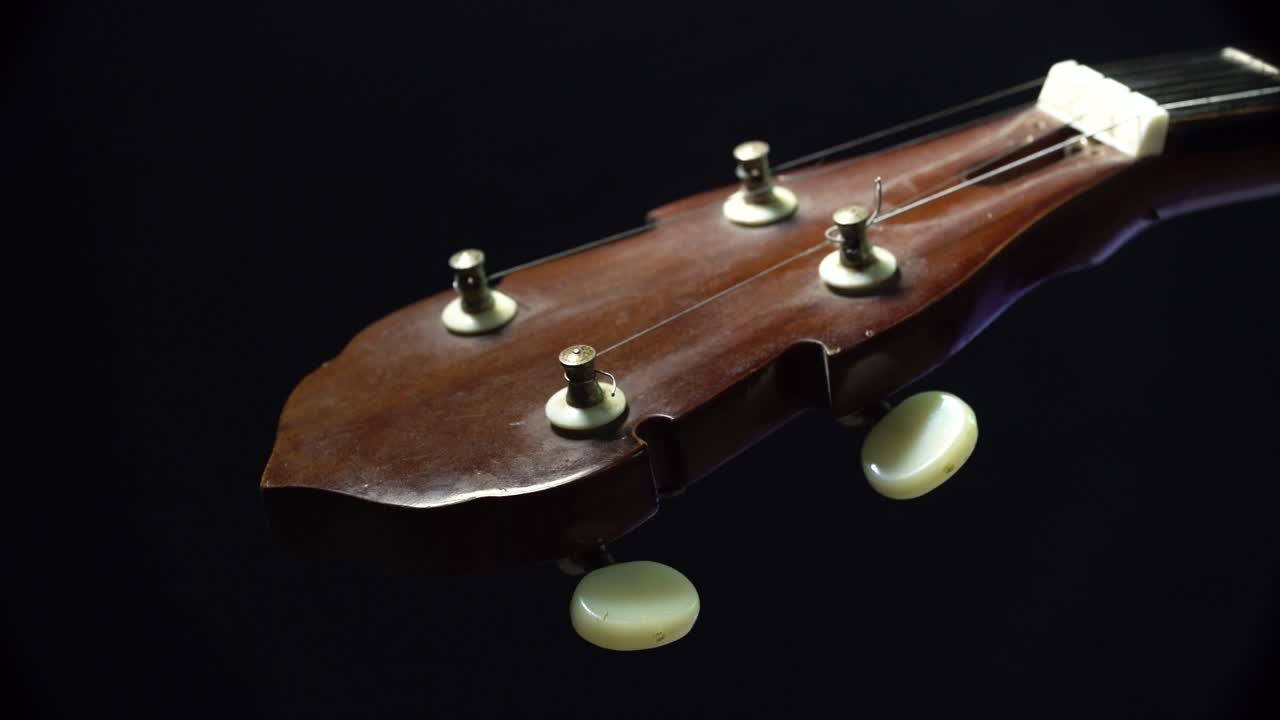 Banjo Headstock