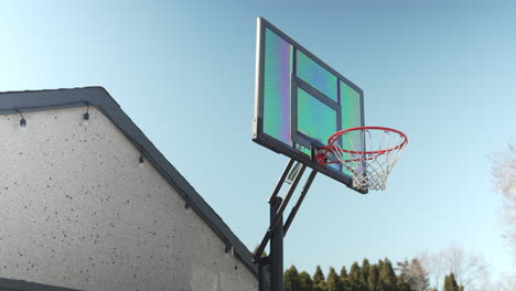 Basketball-next-in-an-alley