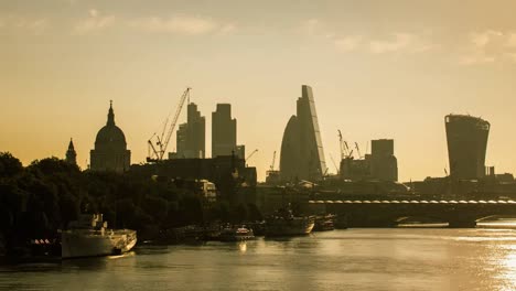 Waterloo-Bridge-Gherkin-4K-07