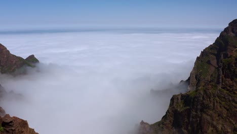 Aerial-view-of-Pico-do-Arieiro