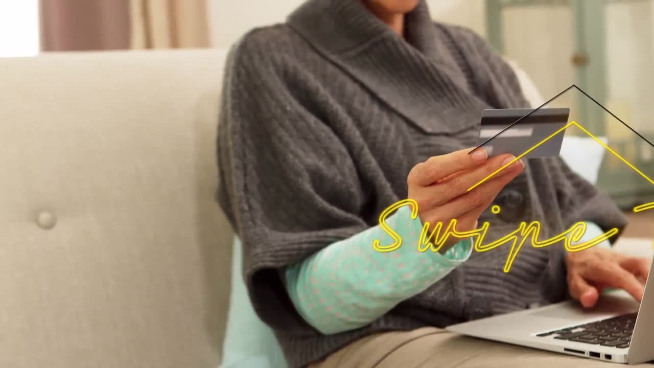 animación de texto deslizado sobre una mujer caucásica usando una computadora portátil.