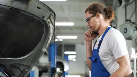 mechanic in the workshop