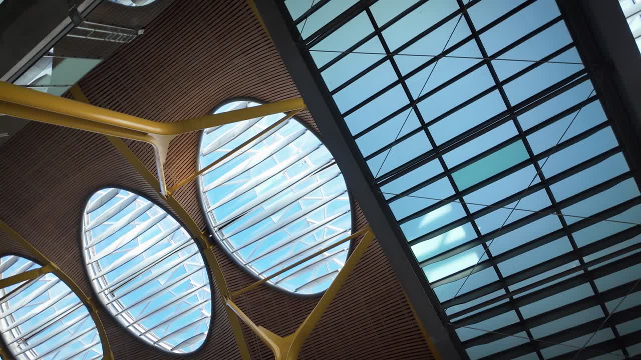 Rotating shot of the interior of Terminal 4 at Adolfo Suárez Madrid-Barajas International Airport, Spain