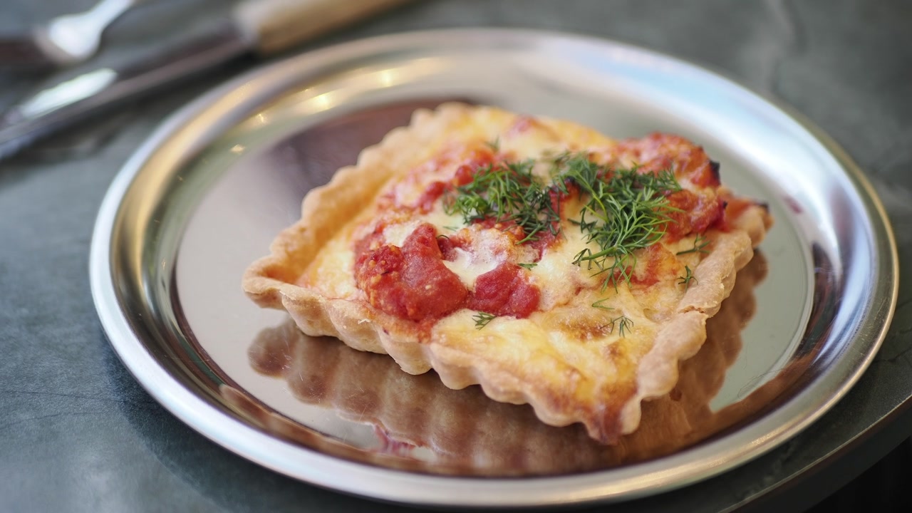 Gourmet Savory Tart with Tomato, Cheese, and Dill