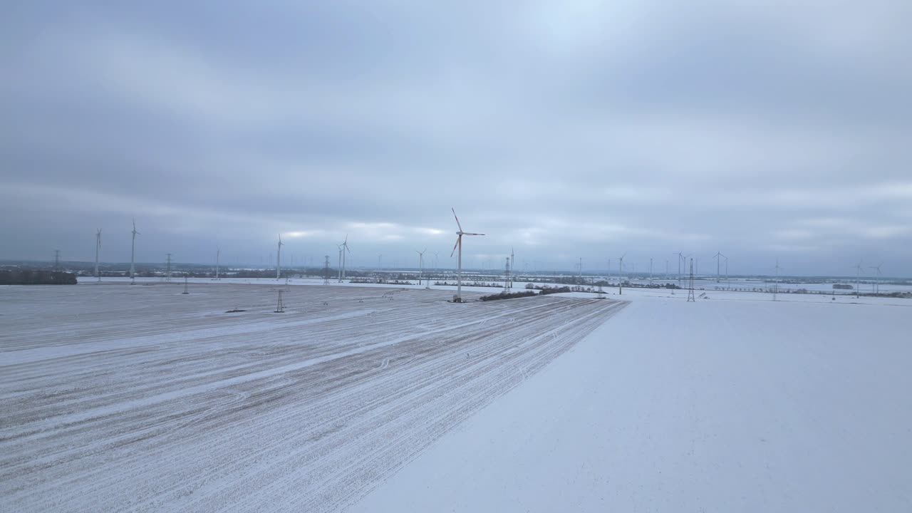 5g 셀 전송 타워, 휴대 전화 마스트, 겨울 눈