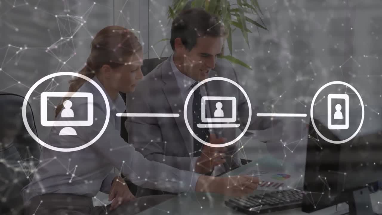 animación de una red de iconos digitales sobre un hombre y una mujer de negocios caucásicos discutiendo