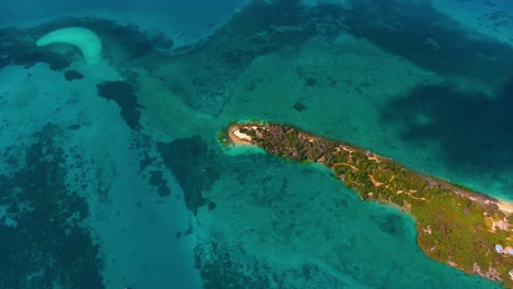 Vista-Aérea-De-Las-Islas-En-El-Archipiélago-De-Zanzíbar